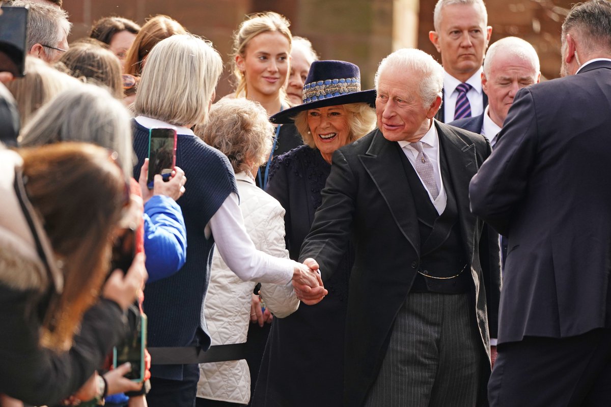 The Royal Family tweet media