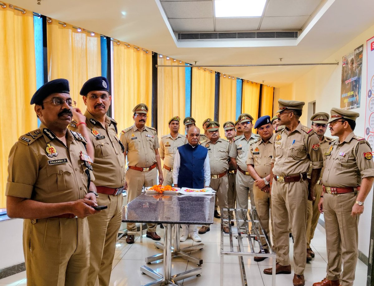 PRAKASHDIPS tweet media