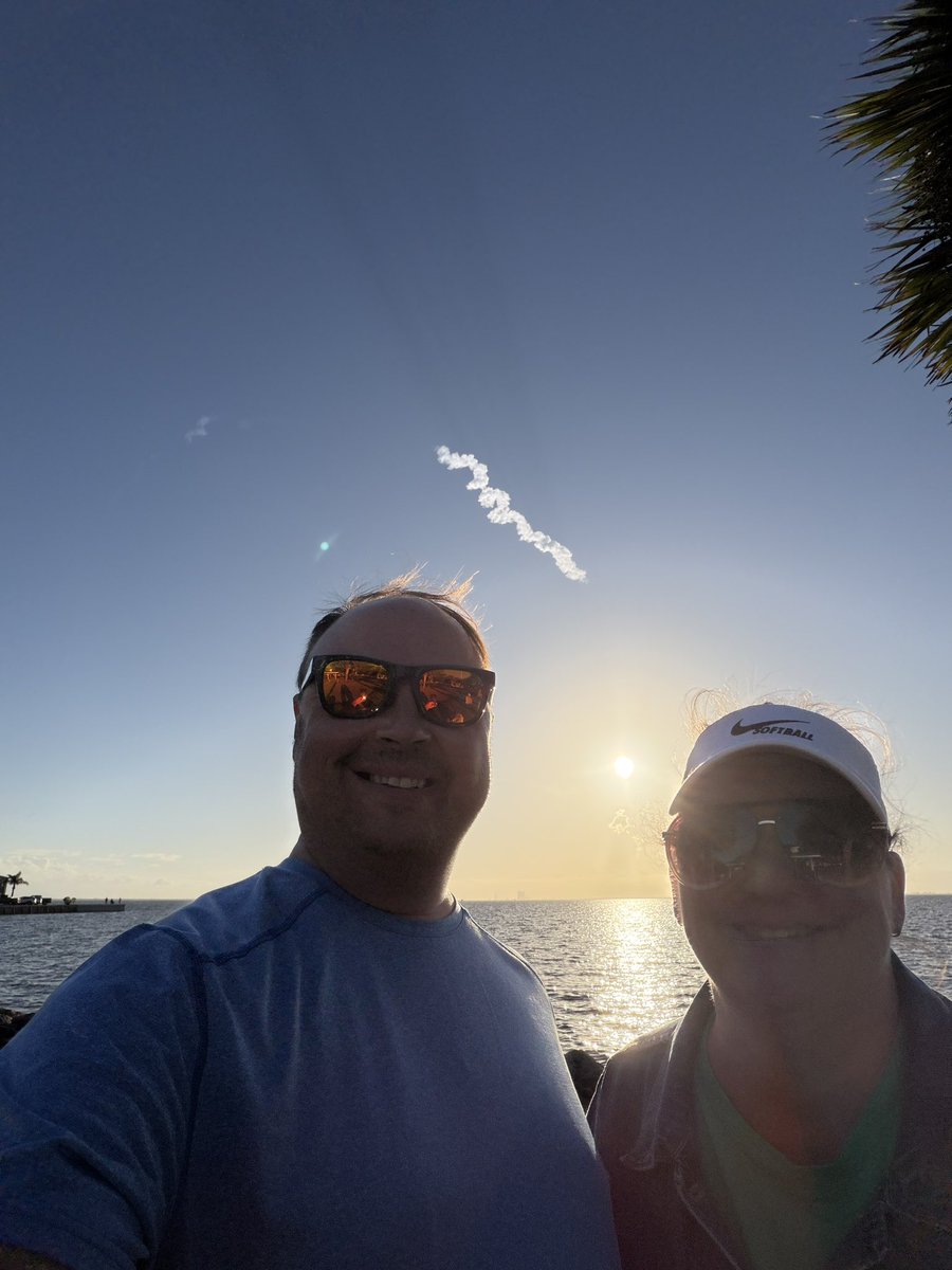 Jonathan E Smith tweet media