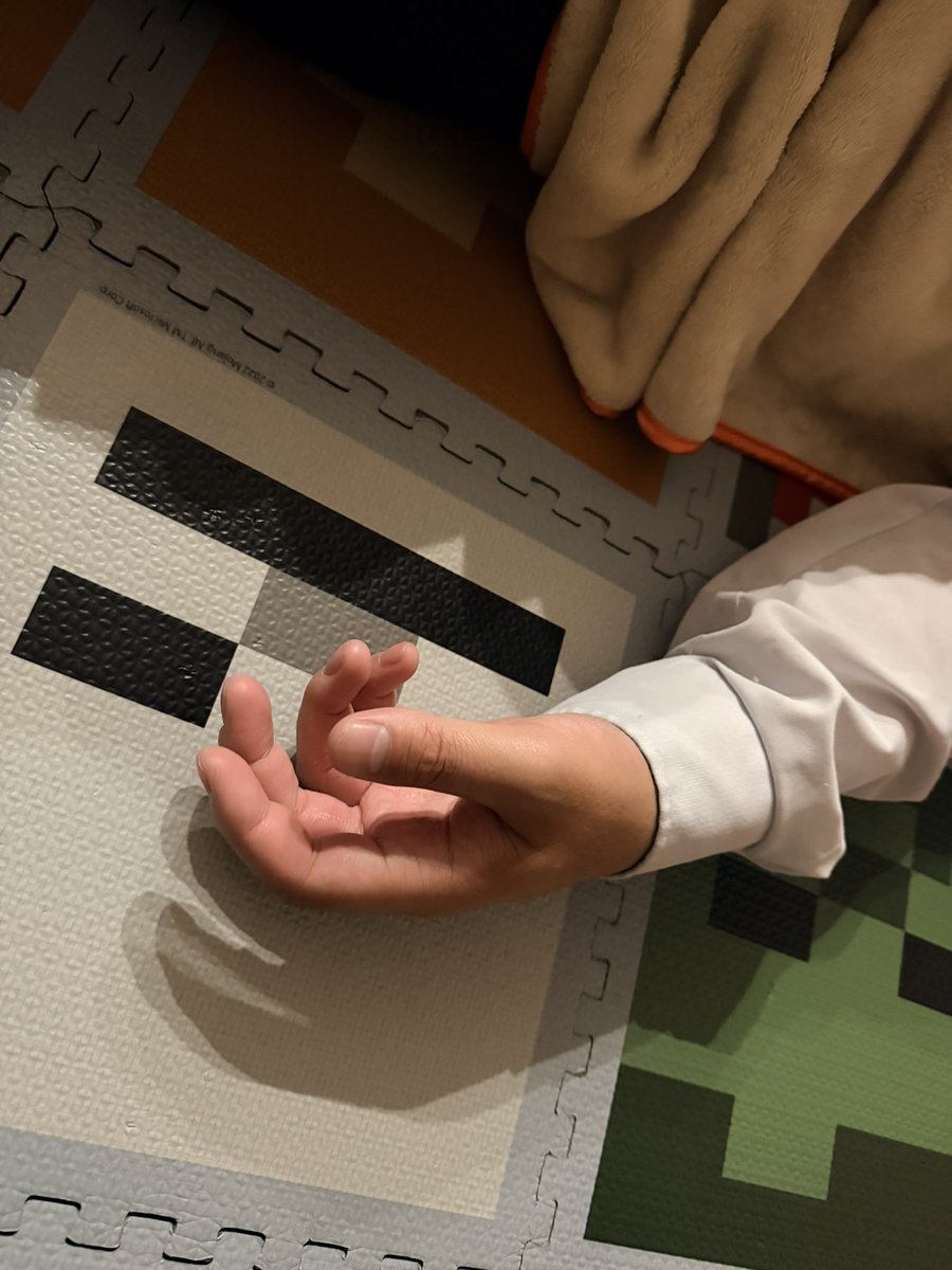 にゃん tweet media