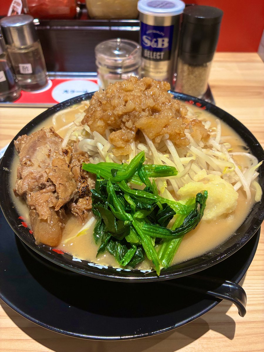 mina_mi38's tweet photo. 先週この時間に激辛ラーメン食べて次の日体調崩したのに今日はこれ
後悔しろ、明日のおれ https://t.co/XJgh5KcjwC