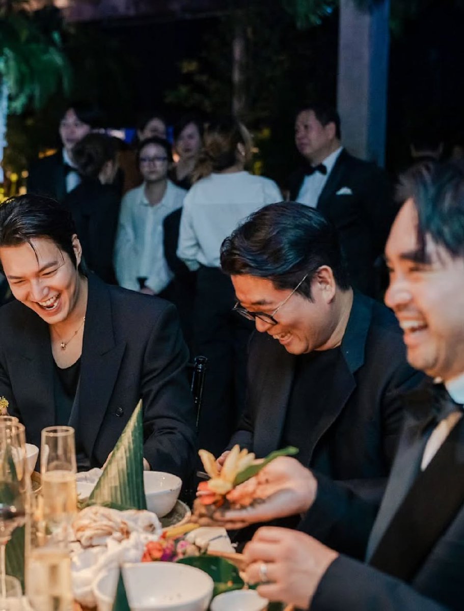 Marisalogue IG Update 
#LeeMinHo #이민호 <a href="/ActorLeeMinHo/">Lee Min Ho</a>
instagram.com/p/DWoUG0lgVqf/…