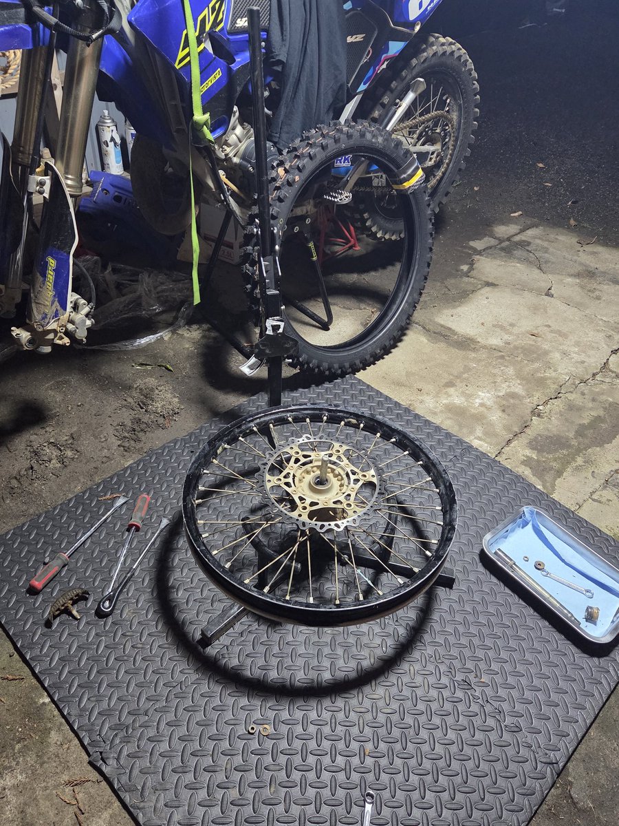 𝙠𝙖𝙯𝙪. tweet media