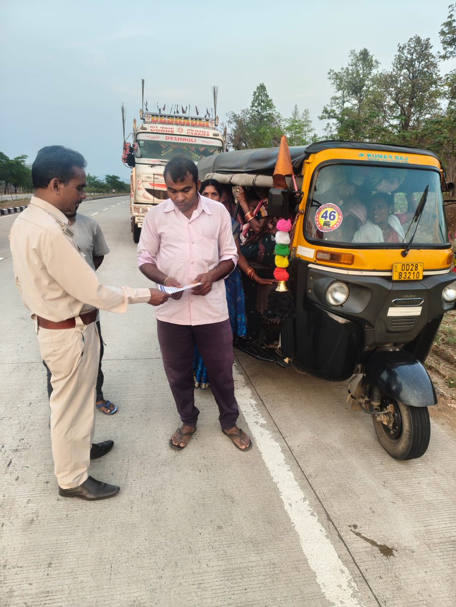A joint enforcement drive was conducted against helmet less driving, PUC violations, drunken driving, and other traffic offences to ensure safer roads for all.
Alongside enforcement, road safety awareness was created among the general public through distribution of leaflets.