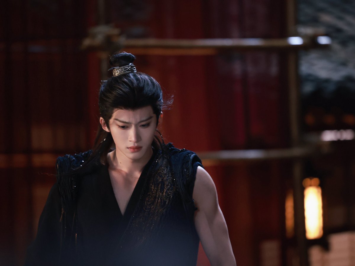 年非常爱璐璐和包包 نيان tweet media