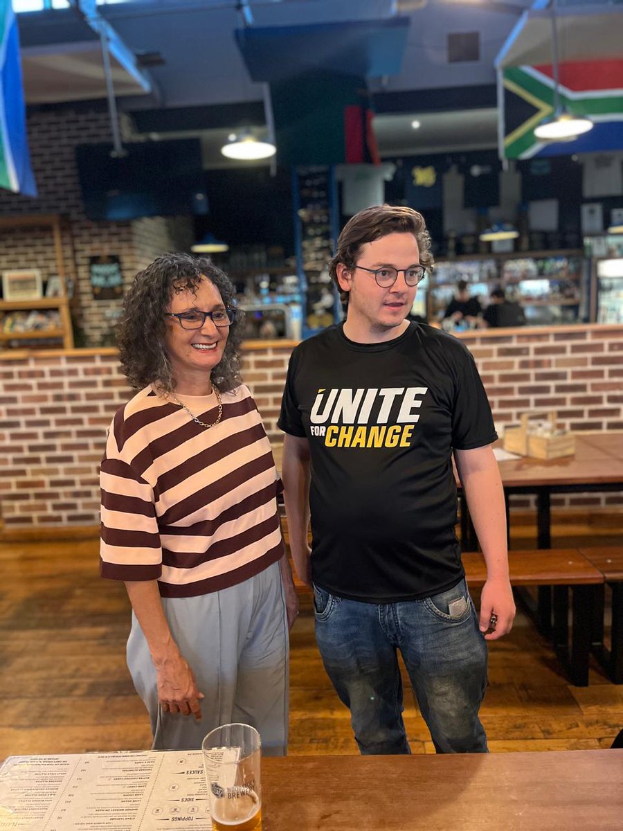 Unite4ChangeZA's tweet image. Big thanks to everyone who joined us at the UNITE Hangout at Woodstock Brewery! 🌟 

Let’s keep building community together, see you at the next one!

#UniteforChange #Community #Connect