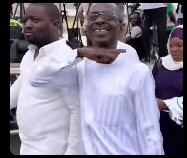 lawrence chike tweet media