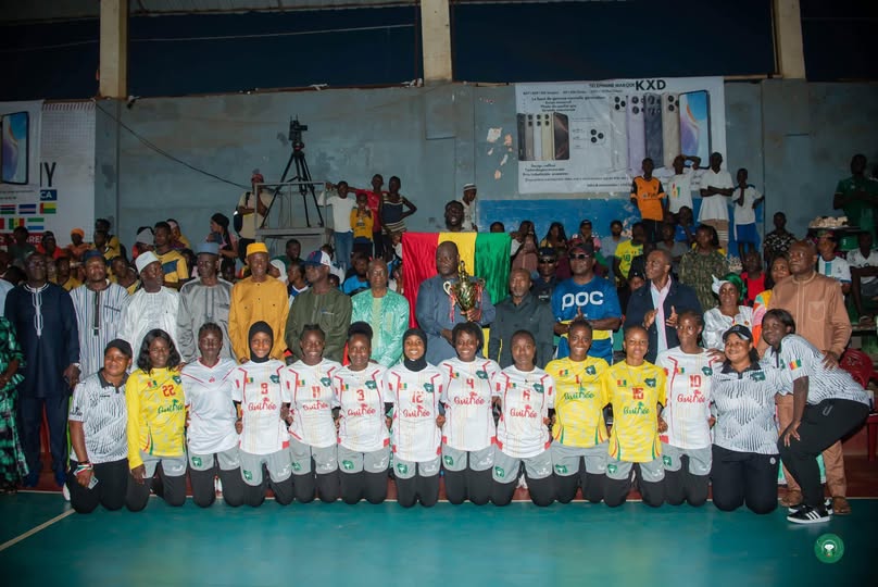 aConakryLive.com tweet media