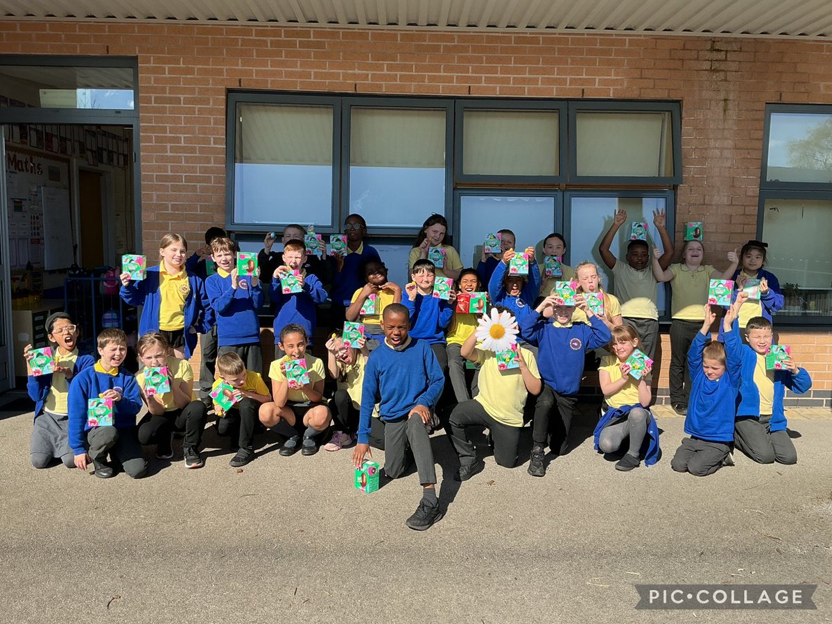 Miss Cooper & Miss Thompson tweet media