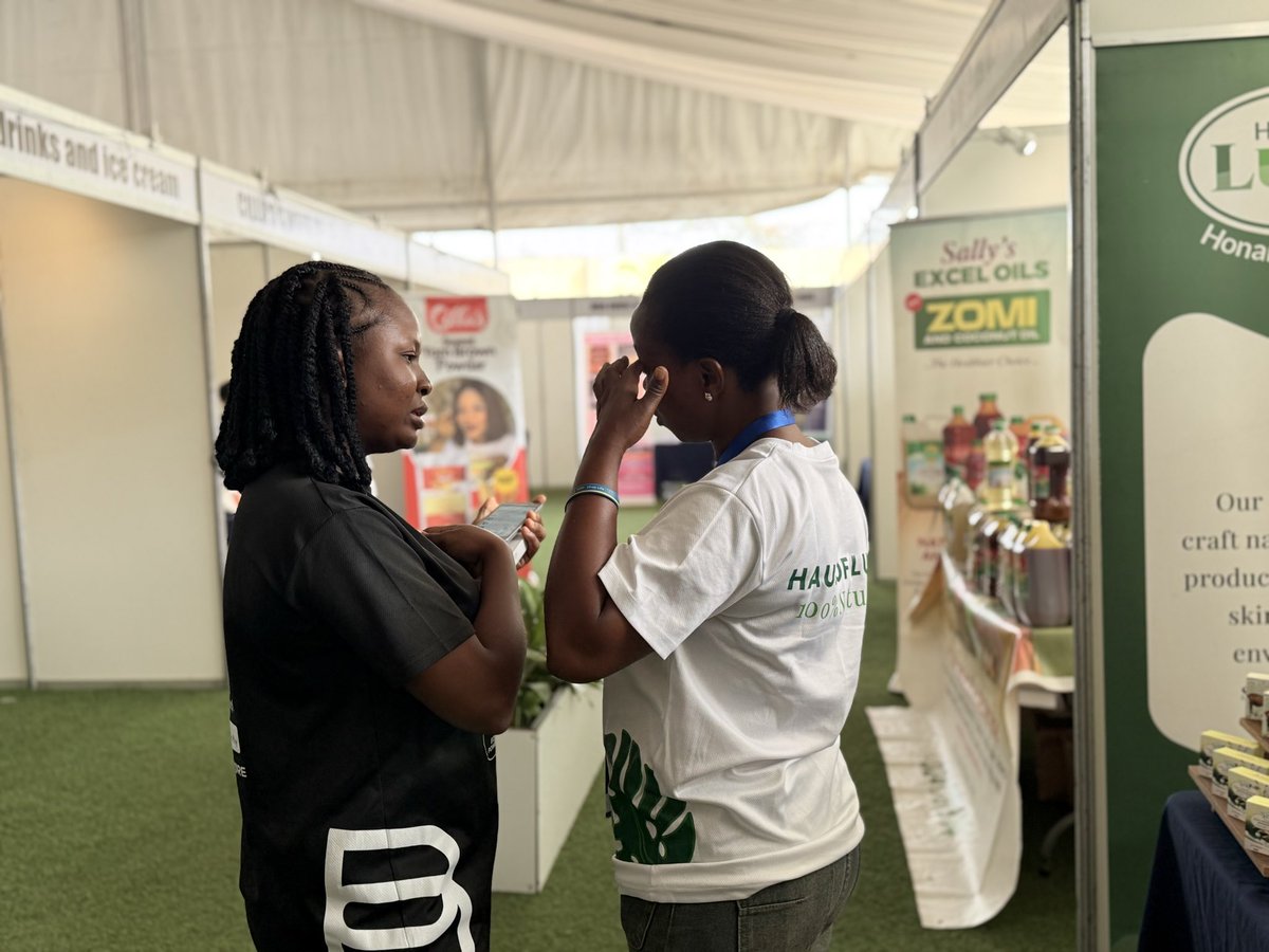 BrassicaPayGh's tweet photo. We were proud to be at the Kingdom Business &amp; Professionals’ Forum Expo 🎉held over the weekend (28th &amp; 29th March)
Showcasing seamless payments with @BrassicaPayGh &amp; smart investing with @Brassicacapital 💚Kudos to our team 🔥
Highlights 👇��
#BrassicaPay #PaySmartGetMore #Fintech https://t.co/UKUTIb53n3