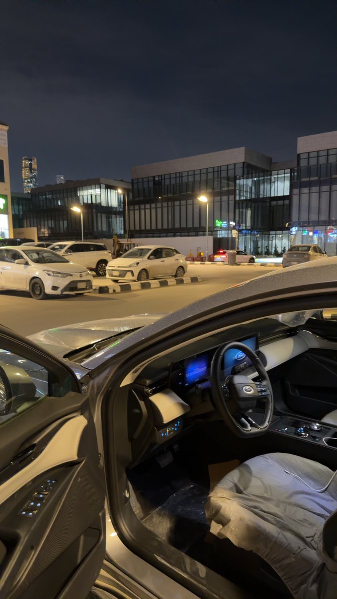 MESHAL | tweet media