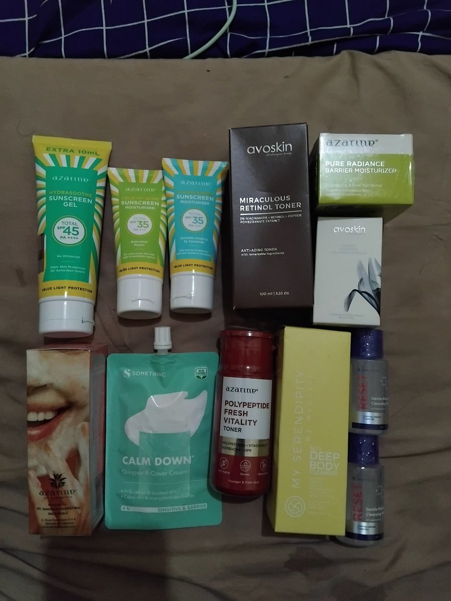 dinobirushop's tweet photo. wts want to sale❤️‍🔥❤️‍🔥
Hallo guys, bantu abisin dagangan yuk mumpung bentar lagi mau 4.4
berhubung ini dalam rangka mau pindah kost, harganya bakal anjlok bangett😵‍💫🫣, masa dmb lipbalm cuma 20k????
ada apa aja? yuk pantengin di bawah😉😉 https://t.co/gkKUqWkWHO