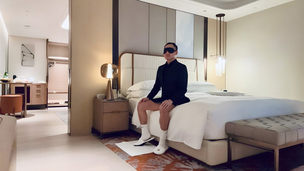 酒店床情慾紀實 Hotel Beds After Dark tweet media