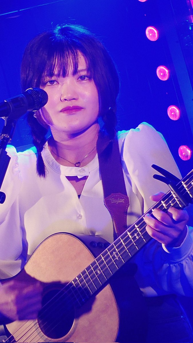 akira19670414's tweet image. 26/4/2(木)Kyon@下北沢VOICE FACTORY
×Rock Cafe&amp;amp;Bar OZ「花唄日和 vol.43」
今日も楽しかったーーー！ありがとう🌸
#Kyon