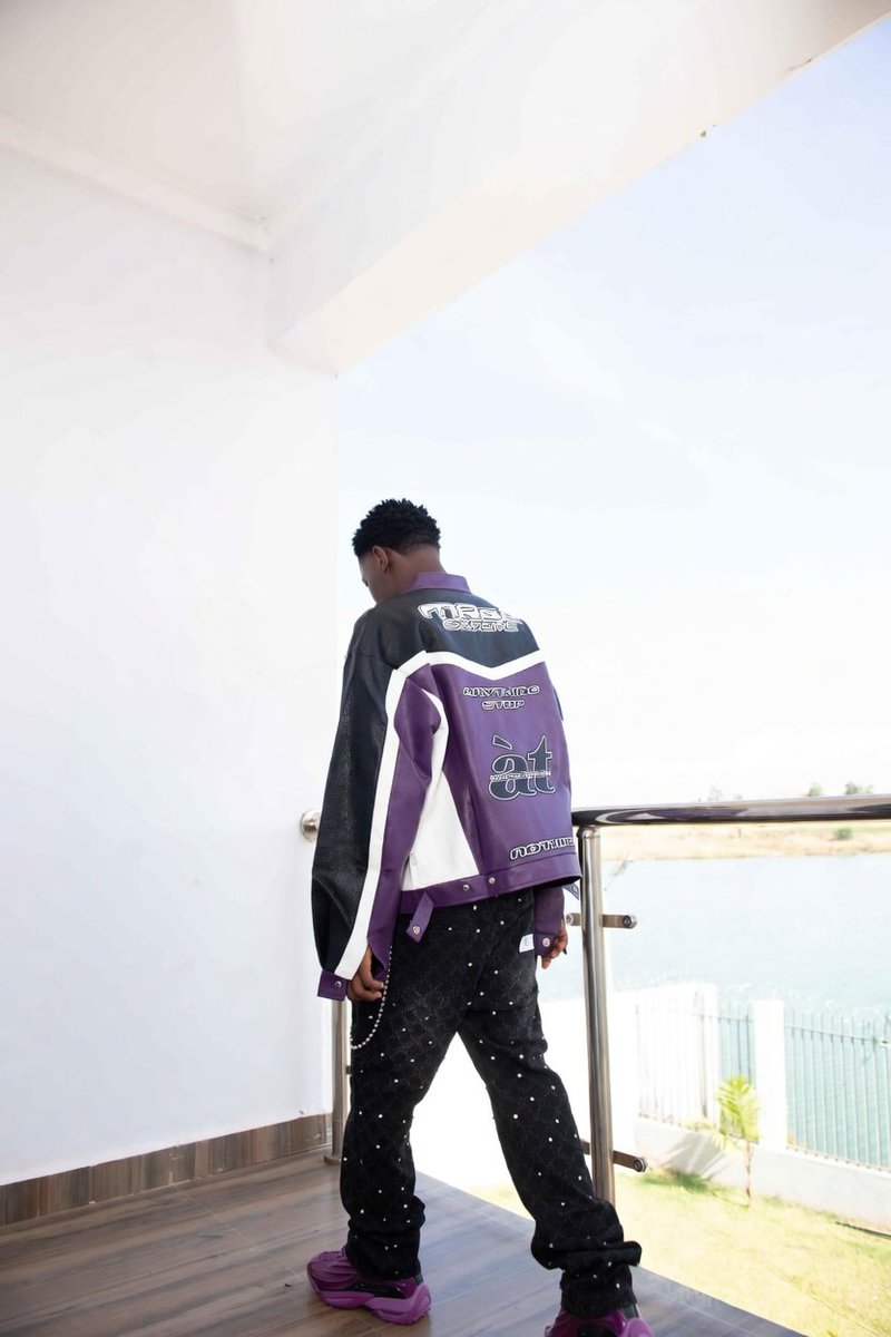 J⚡️SIAH tweet media