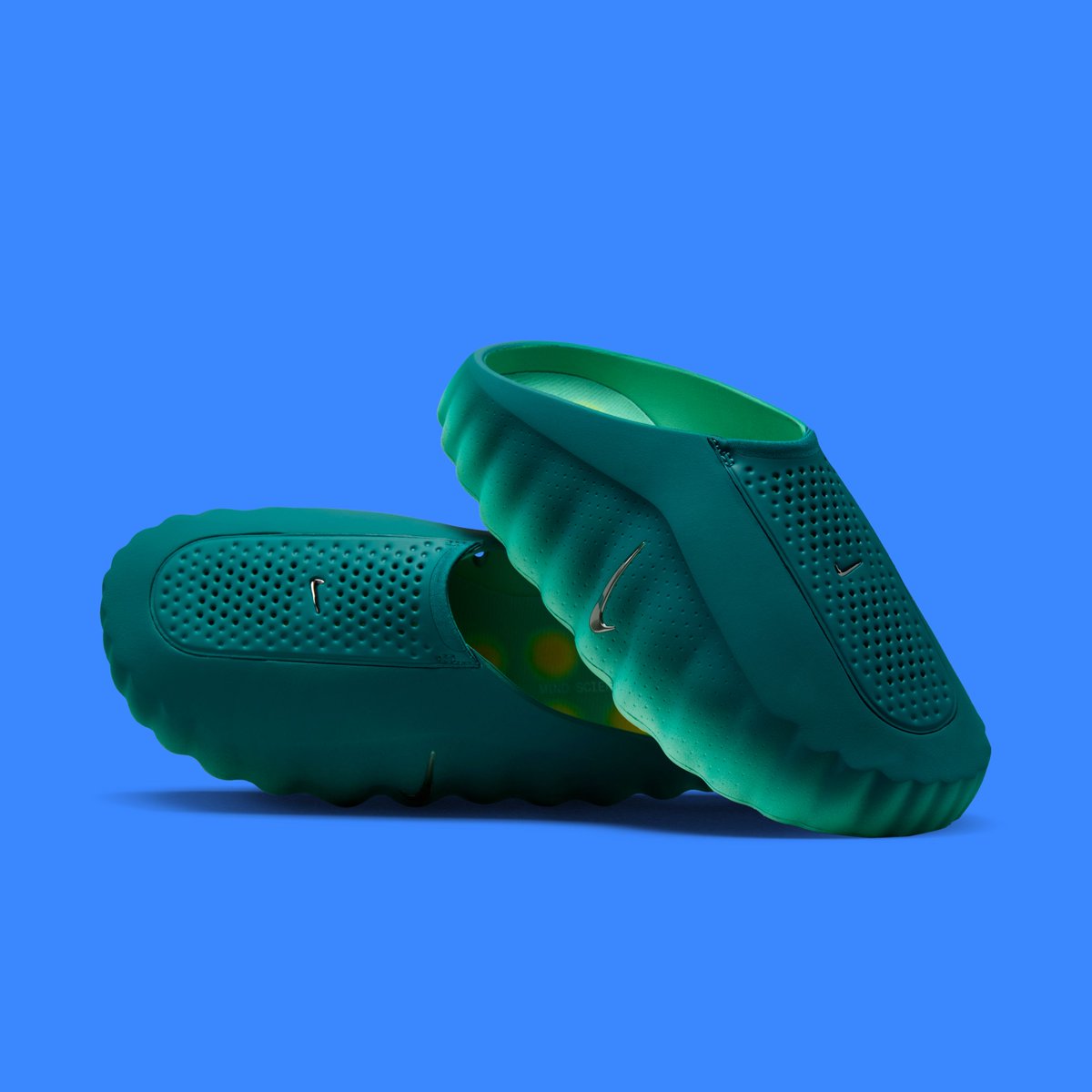 Info4Days's tweet photo. LIVE: Nike Mind Collection #Ad 

001
Teal: https://t.co/Doumm2aMHs
Team Red: https://t.co/gMLnw31QUM

Sail 001
Men: https://t.co/ifySi48zeb
Women: https://t.co/3IC0VR4dIf

Sail 002: https://t.co/OoXirxC9v1 https://t.co/5Mho07LVxK