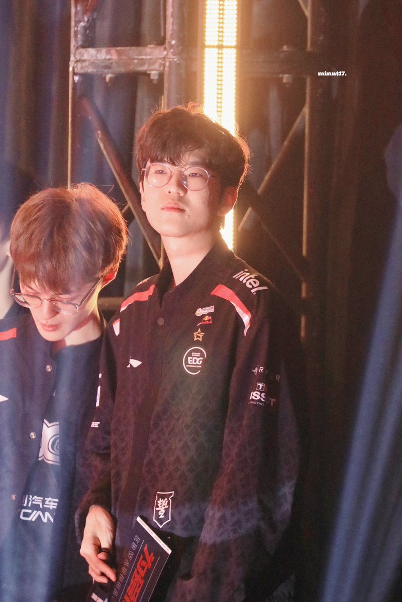 gen22 fan tweet media