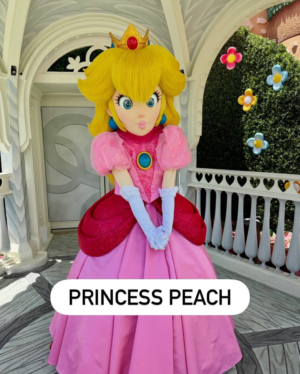 ThemeParkFrog's tweet image. Which Super Nintendo character would you be most excited to see?! ⭐️

Happy The Super Mario Galaxy Movie Day!! 👏

#universalorlando #epicuniverse #supernintendo #supermario