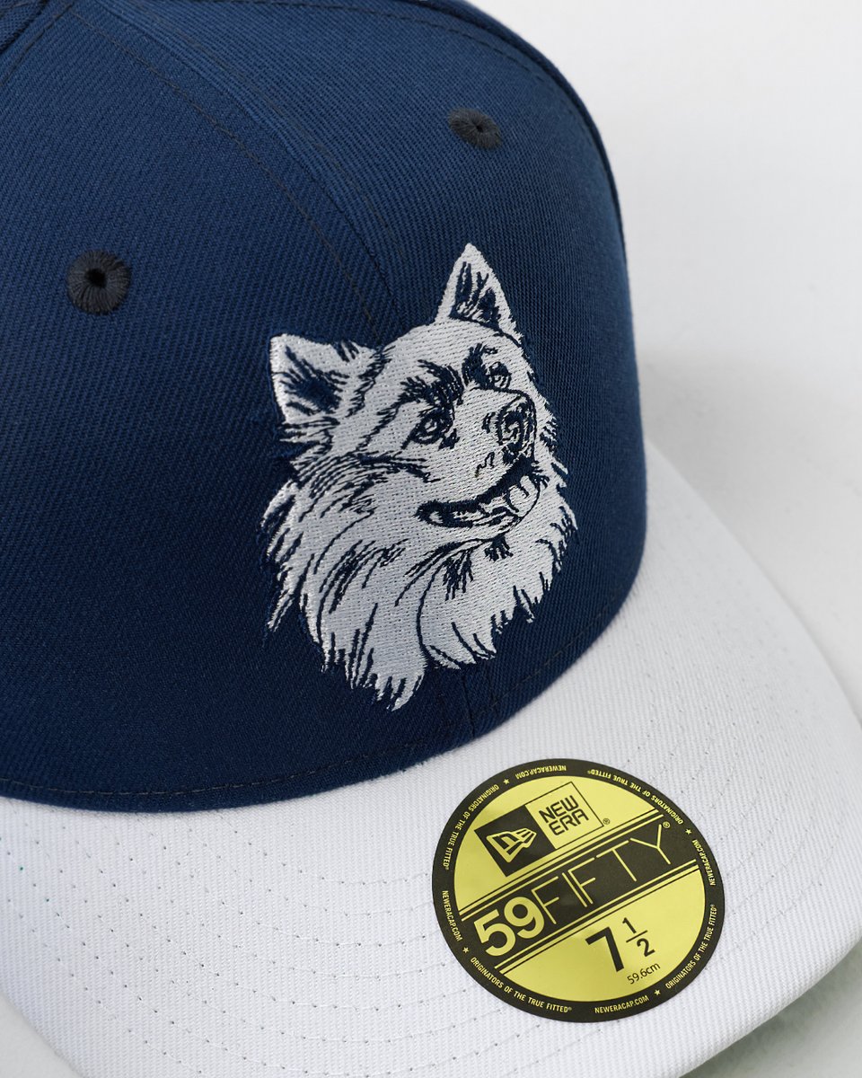 NewEraCap's tweet photo. Just Caps College Champions Sidepatch is a journey through time with vintage team logos, rare vault marks, and championship patches. Get these exclusive pre-curved 59FIFTYs only at New Era. https://t.co/3XOjdhlXm9 https://t.co/wB7Qhl22C0