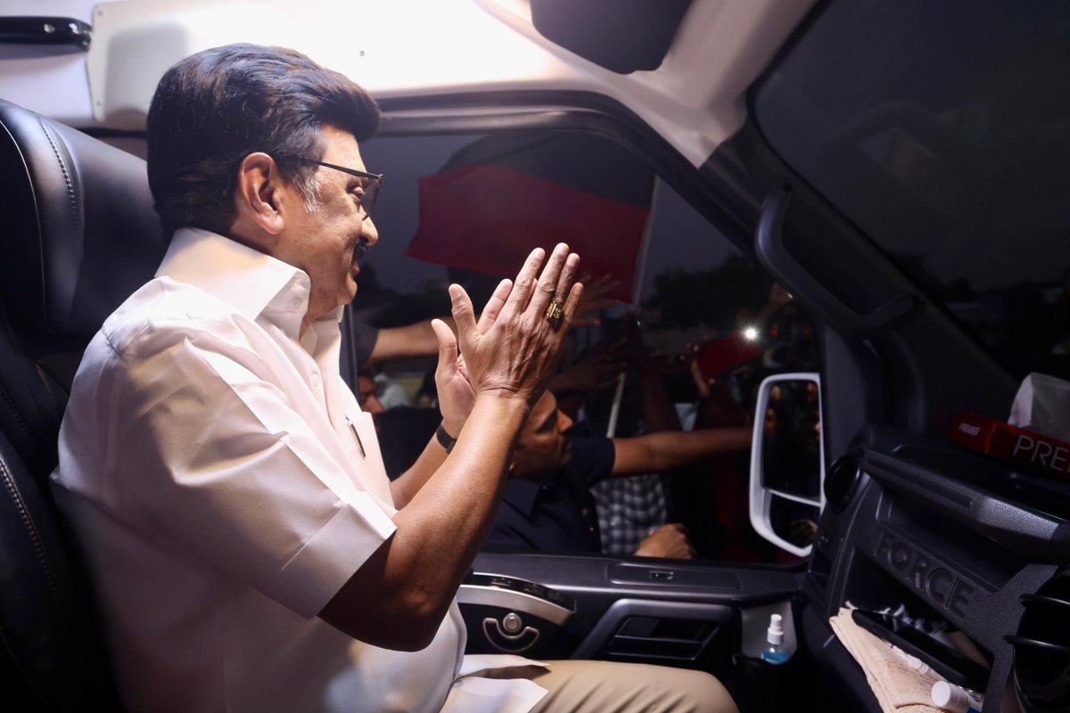 திராவிடன் tweet media