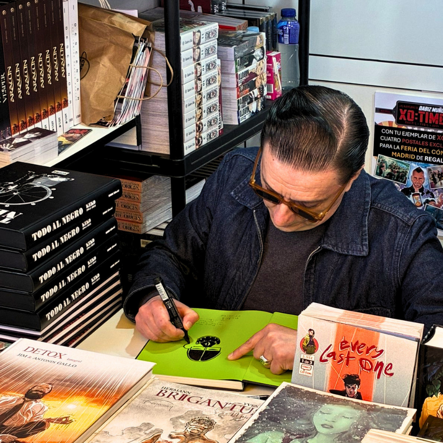 Tomos y Grapas Cómics tweet media