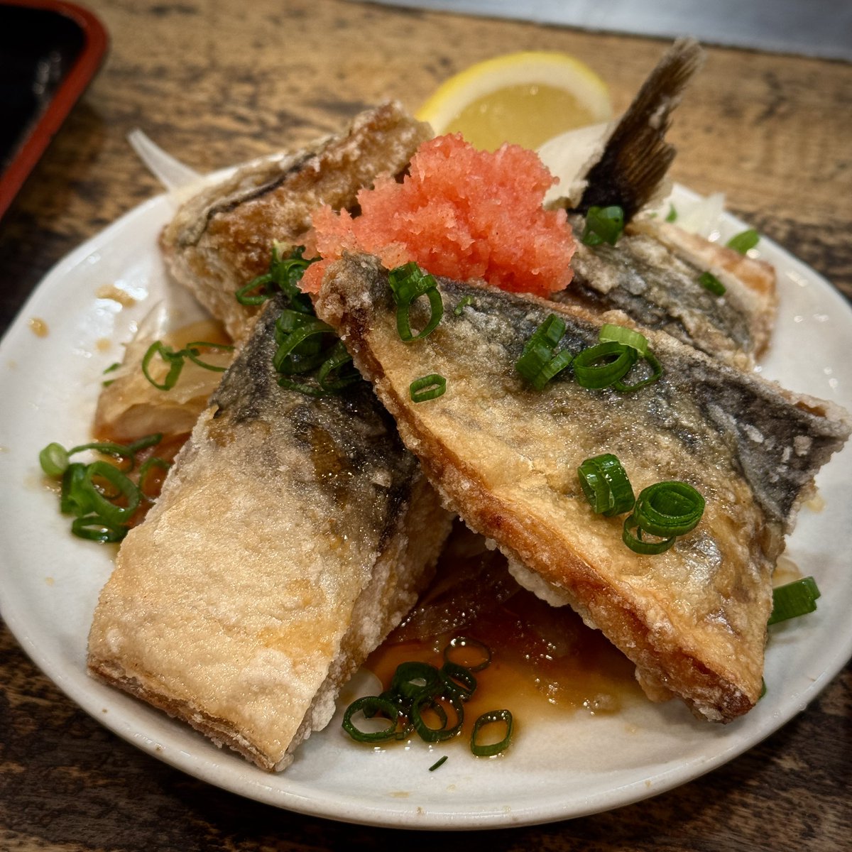 うめともつ tweet media