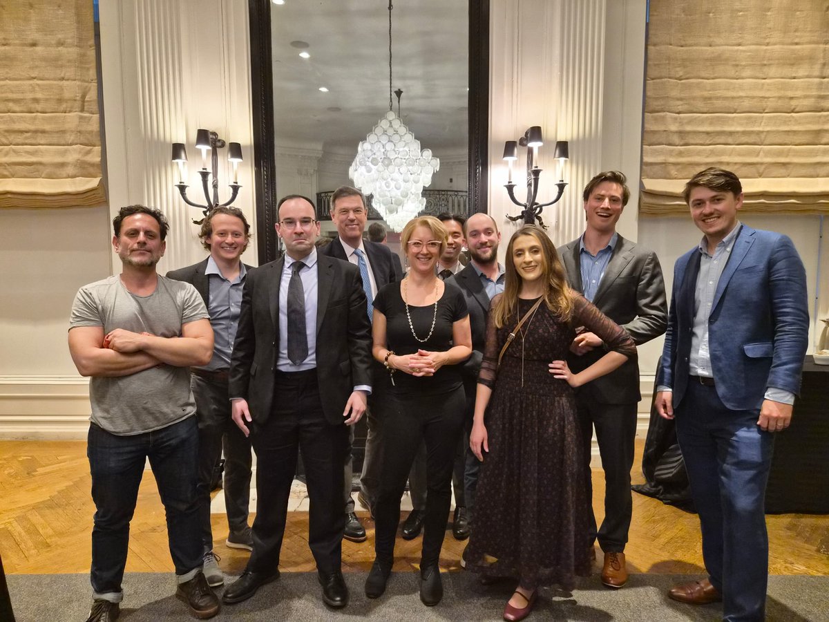 Kelley B. Vlahos tweet media