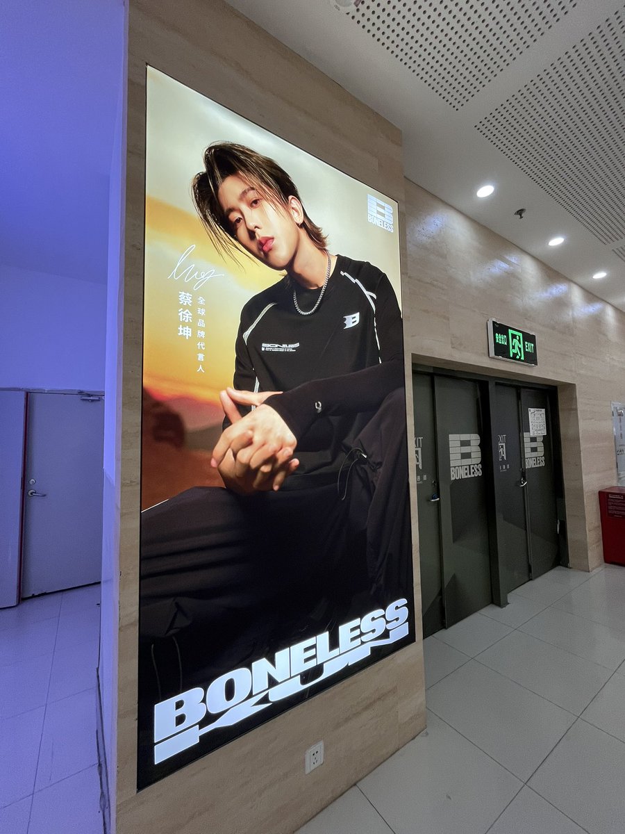 🦁可愛い猫🐱| ⁰³²⁷🍥 tweet media