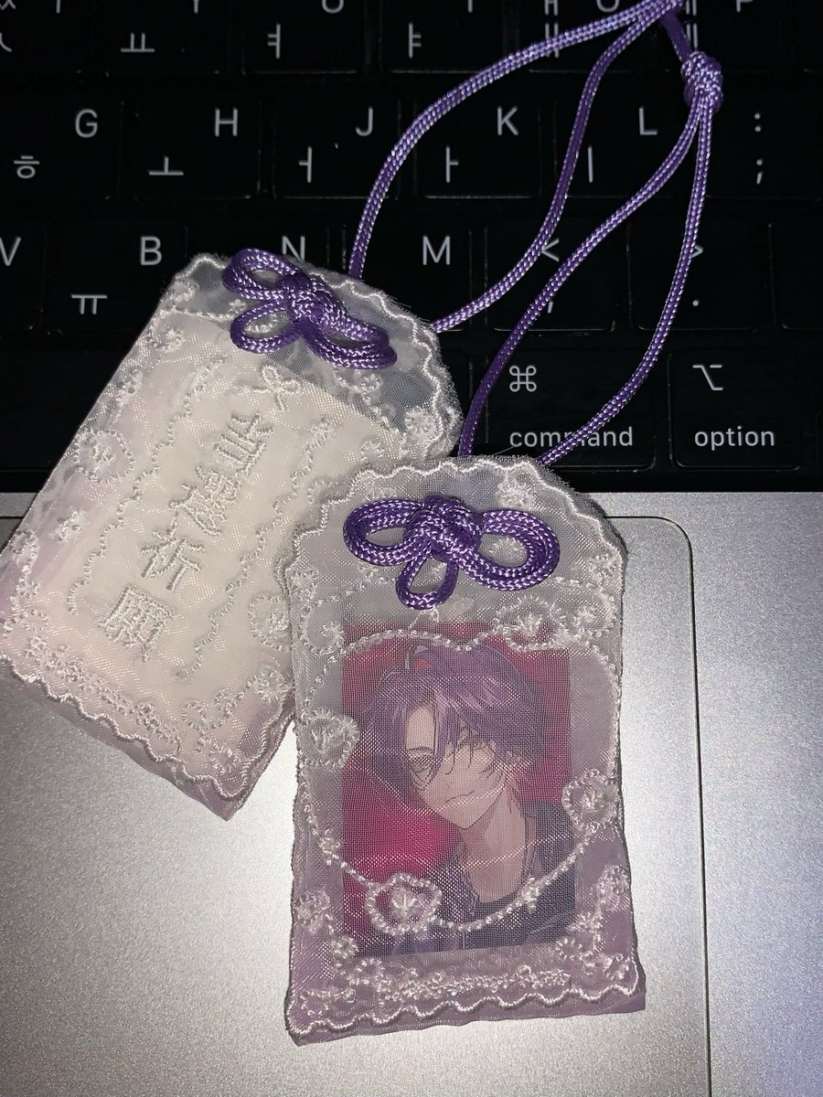 ( ¯꒳¯ )ᐝ tweet media