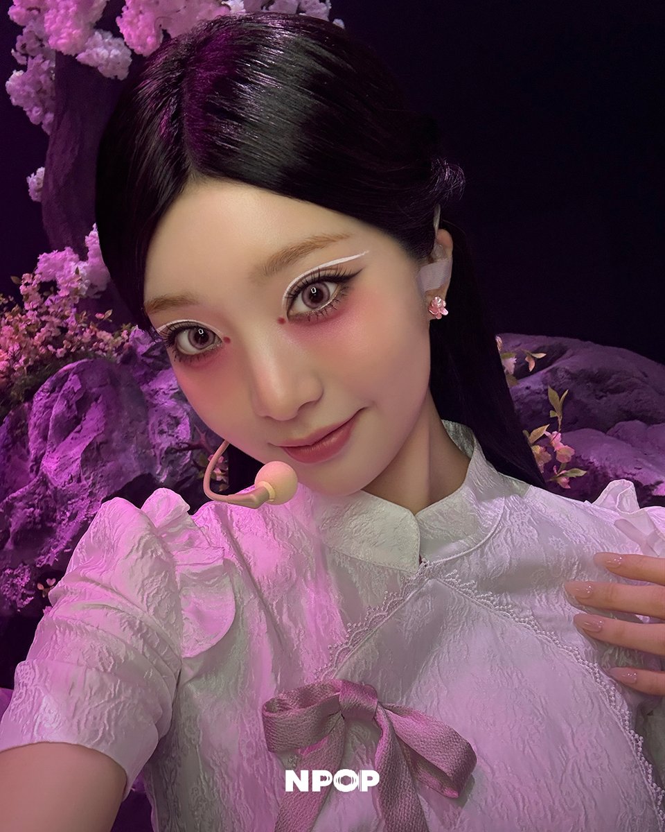 NPOP_OFFICIAL's tweet photo. 𝗡𝗣𝗢𝗣 𝗟𝗜𝗠𝗜𝗧𝗘𝗗 𝗘𝗗𝗜𝗧𝗜𝗢𝗡 - 𝗦𝗜𝗗𝗘 𝗔 
NPOP에 코스모시가 등장하자
비로소 봄이 되었다... ✿ܓ✿ܓ

cosmosy(코스모시)의 아련하고 아름다운
'Chance ~ 사랑이라 말하기 전에 ~' 무대는
NPOP YouTube에서!🌸
🔗 https://t.co/7lngT7Uw8t https://t.co/bydrra4xoY