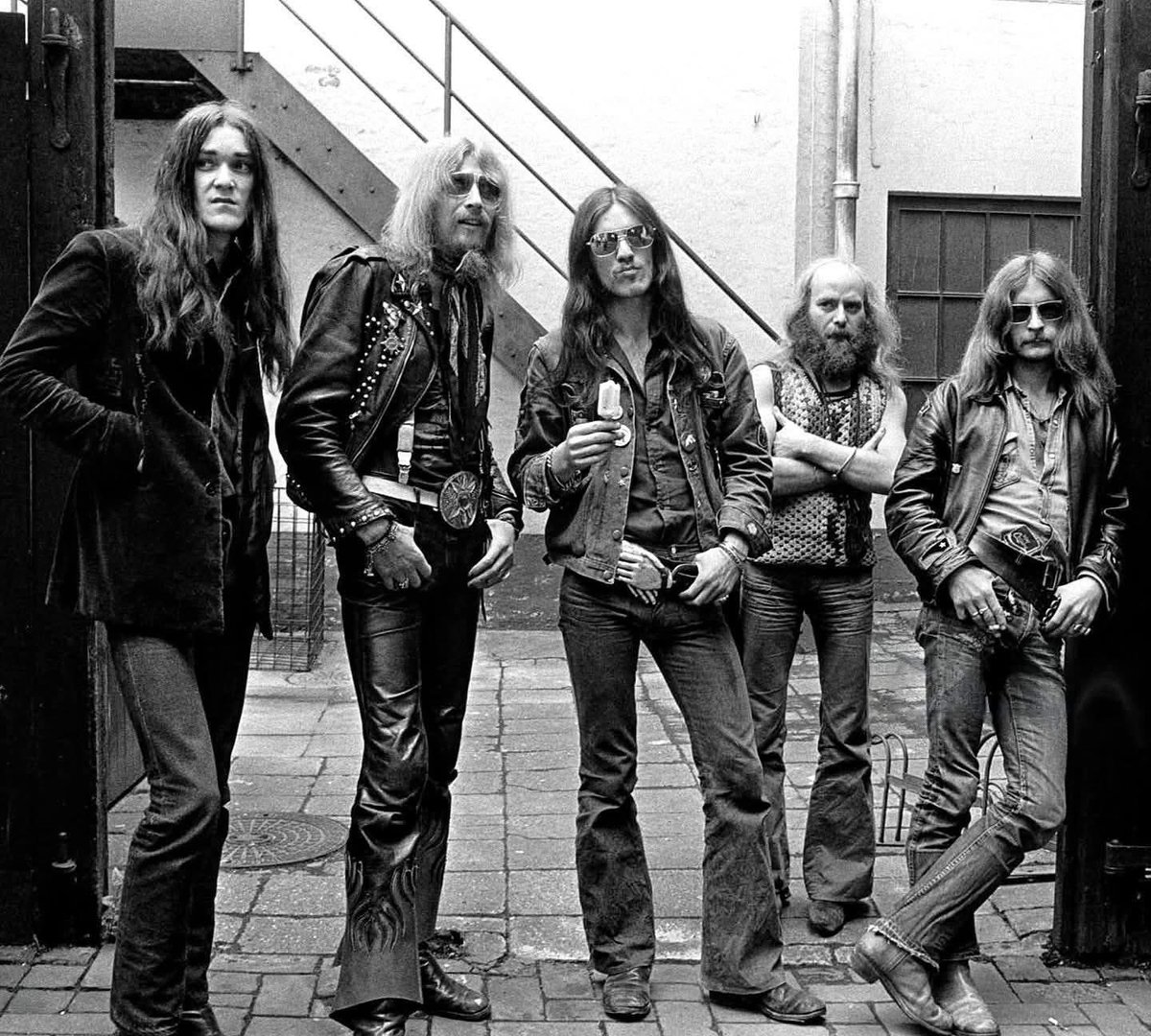 FlipsideLondon Tours tweet media