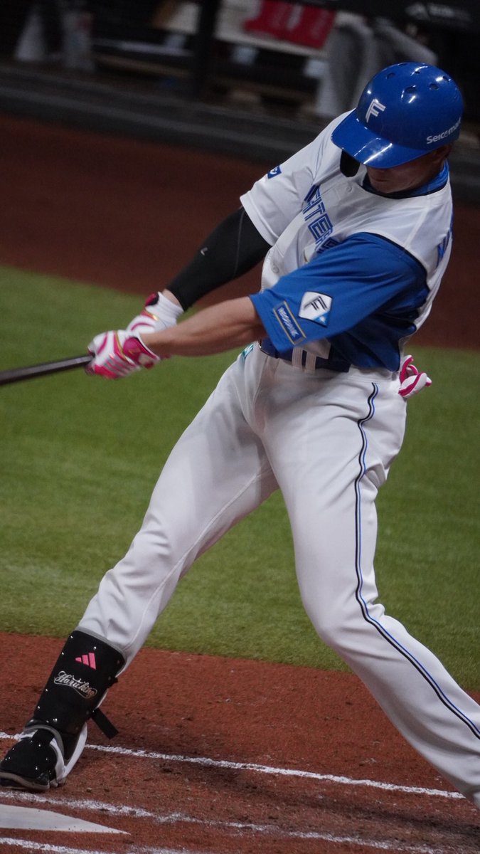hamurow's tweet photo. 西川遥輝今シーズン初ヒット‼️
2026.04.02エスコンフィールド北海道

#lovefighters #西川遥輝 #ドミれ #エスコン #ファイターズファンと繋がりたい https://t.co/rRX8sZUrfI