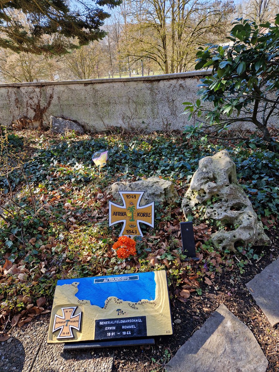 Dr Peter Caddick-Adams #StandwithUkraine tweet media