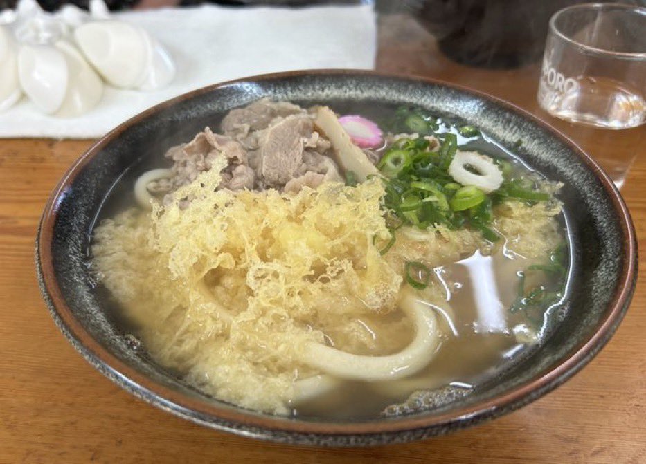 ググ鷹（脳ある鷹は頭がデカイ） tweet media