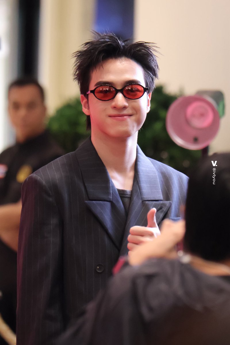 ivtyou's tweet photo. V.

PROXIE x Mint at Siam Paragon World Fashion Trend SS26

#SiamParagonxMintxPROXIExBUS
#PROXIEVictor
#PROXIEth https://t.co/lR9m7qXyN5