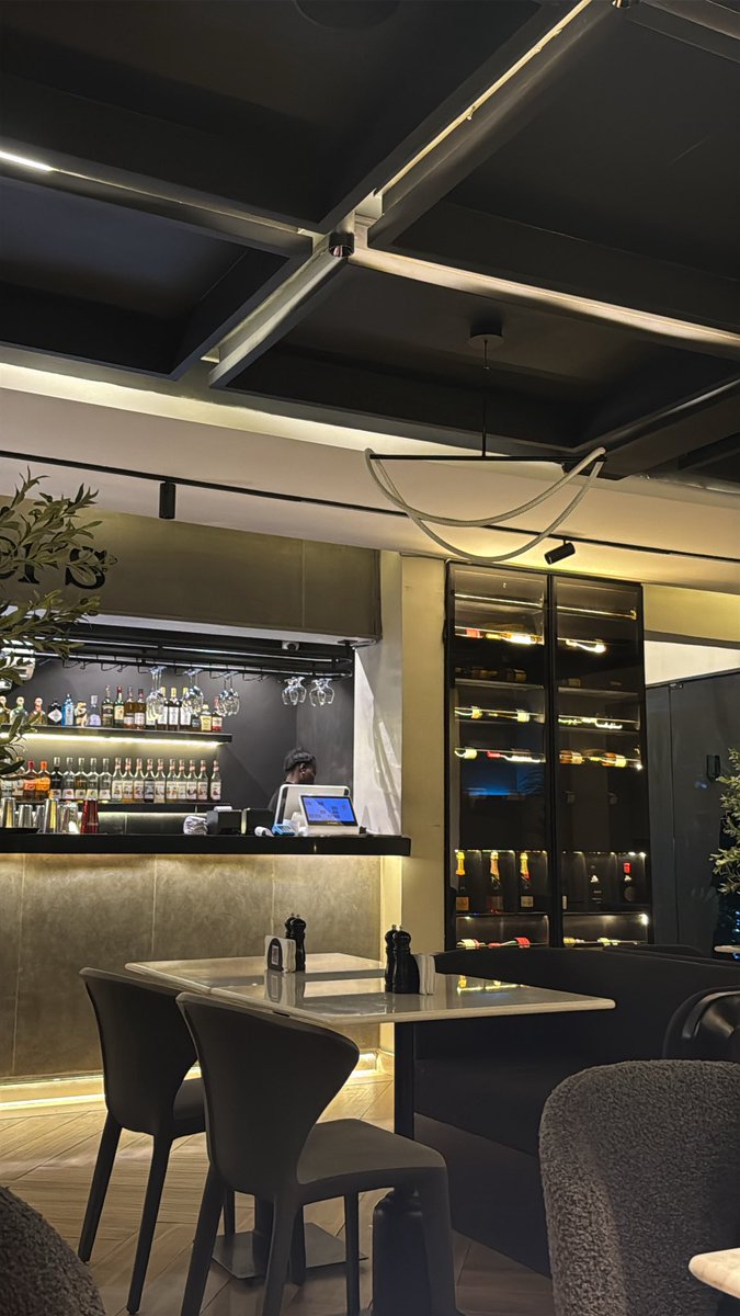 unscripted ✰ tweet media