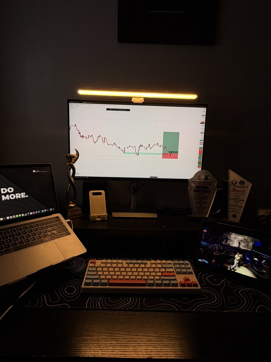 unscripted ✰ tweet media