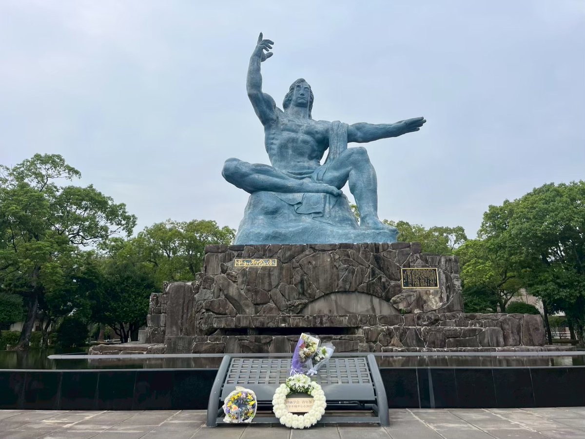 nagapeaceguide's tweet photo. 長崎にハマった神奈川出身の人です。

☮️原爆資料館で平和案内人（ガイド）してます
🏃‍♂️サブ4ランナーです
👨‍👧‍👦3児の父です

長崎の「いいとこ」と「ちょっと深い話」を
ゆるく発信していきます！
気軽にフォローどうぞ🙌

#平和　#長崎 https://t.co/gf5K8KCuRU