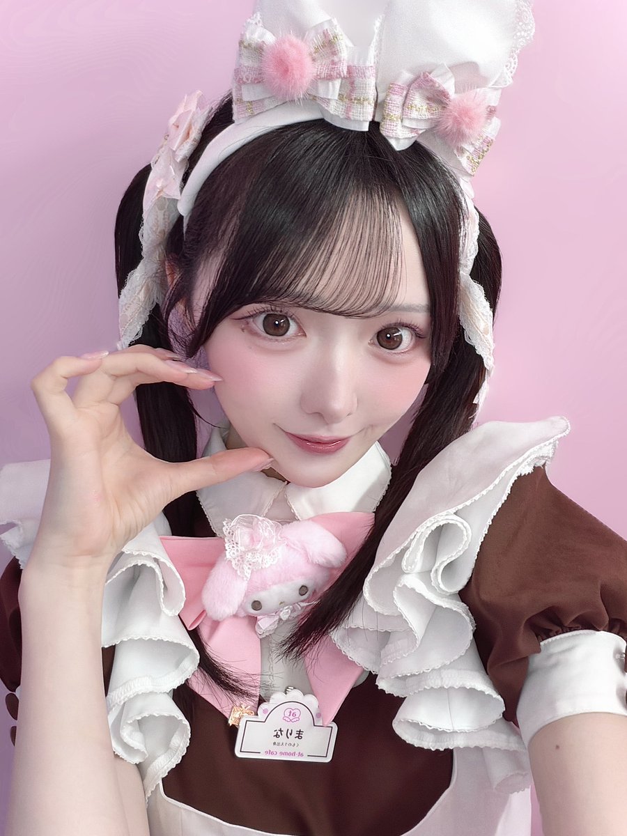 まりな tweet media