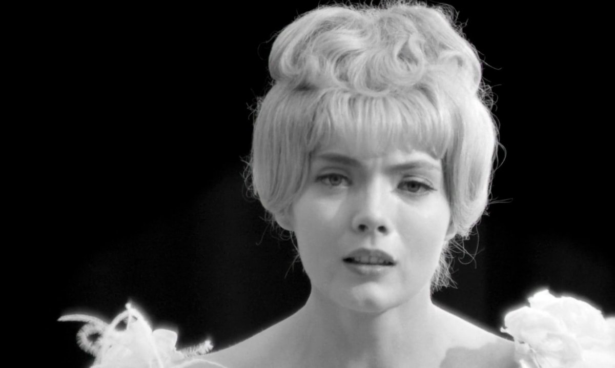 [މަޖުނޫން🎈؟] tweet media