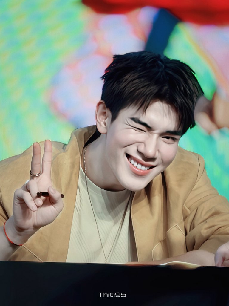 ดอกไม้ไฟ ─ .ᢉ𐭩⋆🌻 tweet media