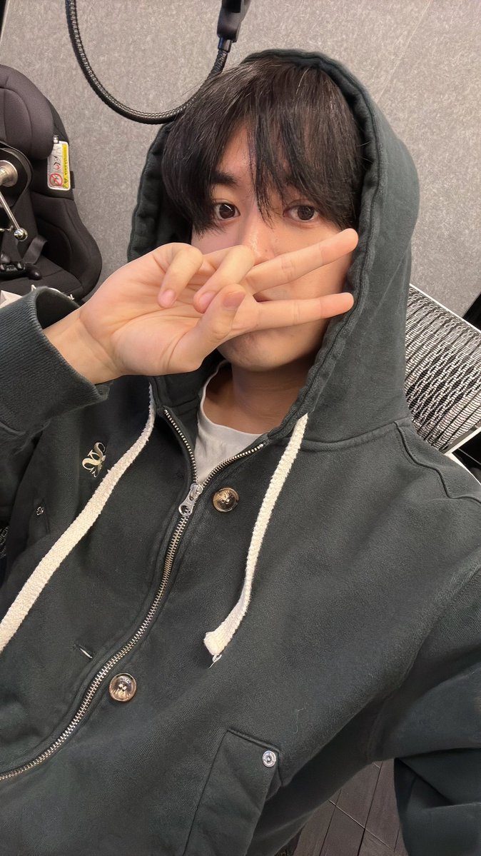 𝚁𝚑𝚎 ¹³¹ 🆔 tweet media