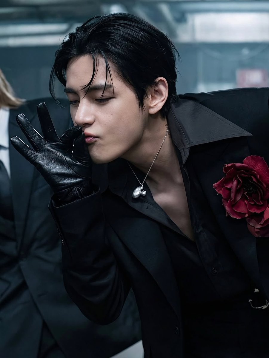 Taehyung Base tweet media