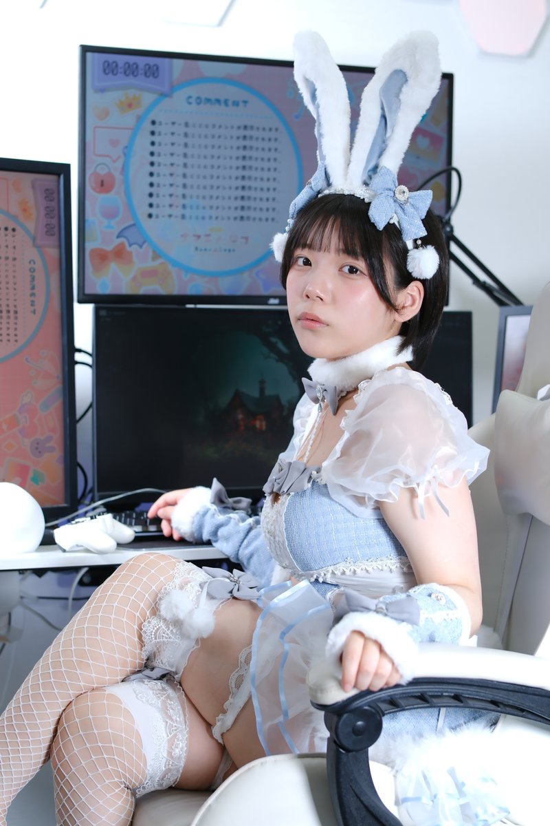 こけとし tweet media