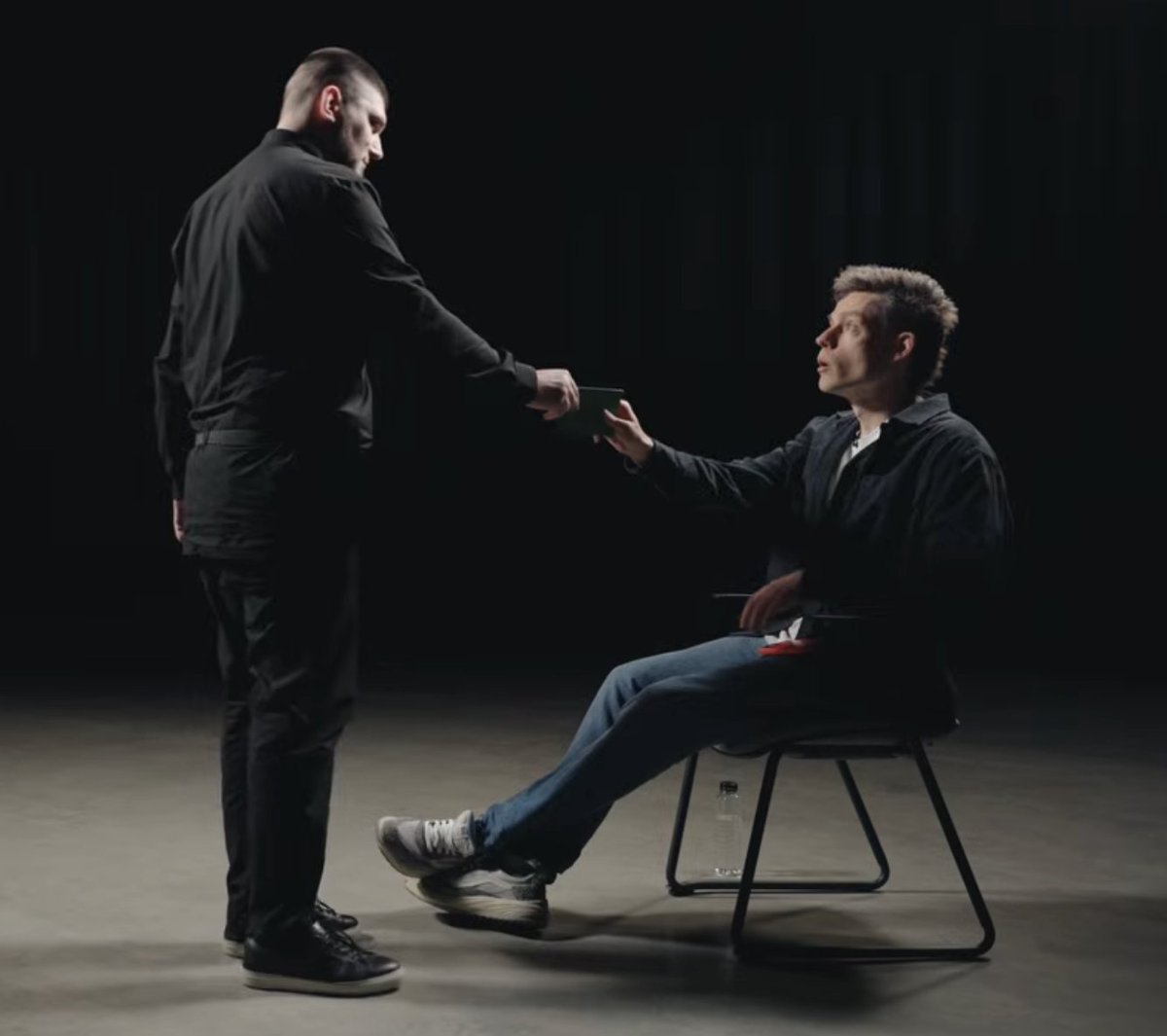 Здесь Шепелин tweet media