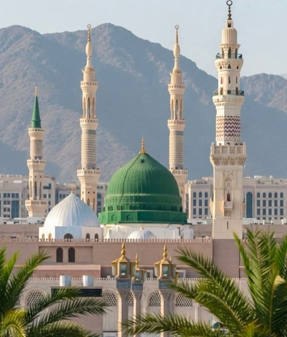 EmadAlDesouki's tweet photo. اللهمَّ صلِّ وسَلِّمْ وباركْ على سيدنا محمدٍ وعلى آلِ سيدنا محمدٍ أكرمِ الكرماءِ مِنْ عبادِكَ ، وأشرفِ المنادينَ لطرقِ رشادِكَ ، وسراجِ أقطارِكَ وبلادِكَ ، صلاةً لا تفنى ولا تبيدُ ، تبلغنا بها كرامةَ المـزيدِ . https://t.co/S8saYS8FzX