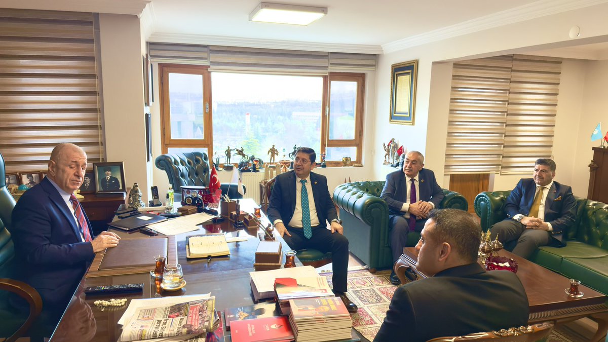 AnadoluBasınBirliği tweet media