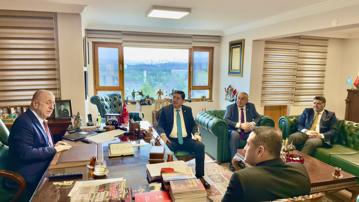 AnadoluBasınBirliği tweet media