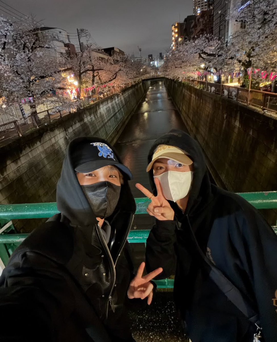 𝙼𝙰𝙽𝙰 tweet media