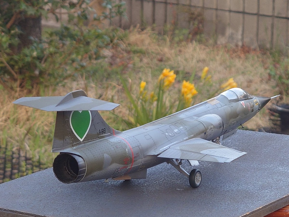 ハセガワ1/48「エリア88」 F-104 スターファイター（G型）“セイレーン・バルナック” 
先日完成したスターファイターを自然光で撮影しましたぞ。
#ハセガワ #エリア88